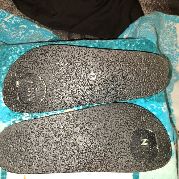 Slides - Picture 2 of 3